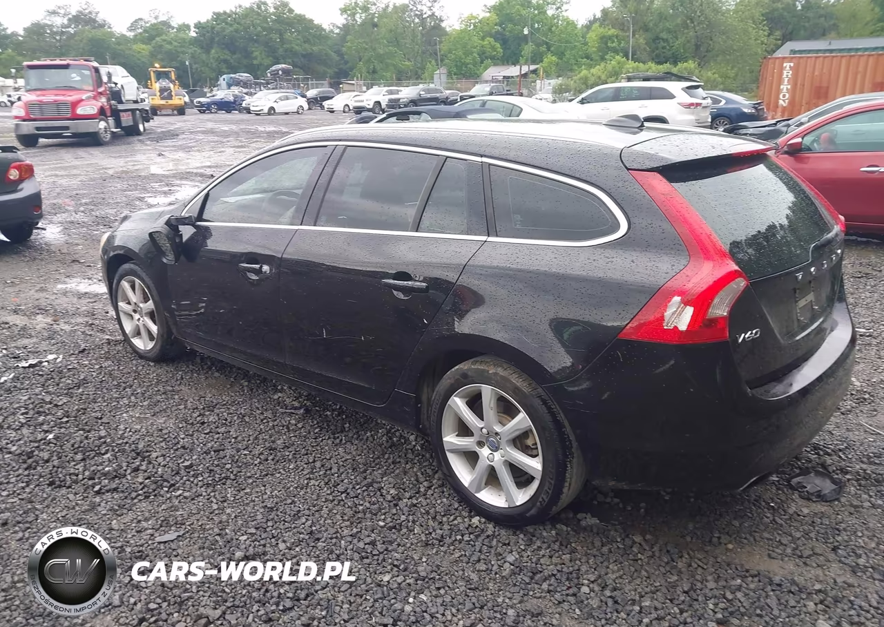 2016 Volvo V60 T5 Drive-E Premier VIN:YV140MEK2G1316274 - 3