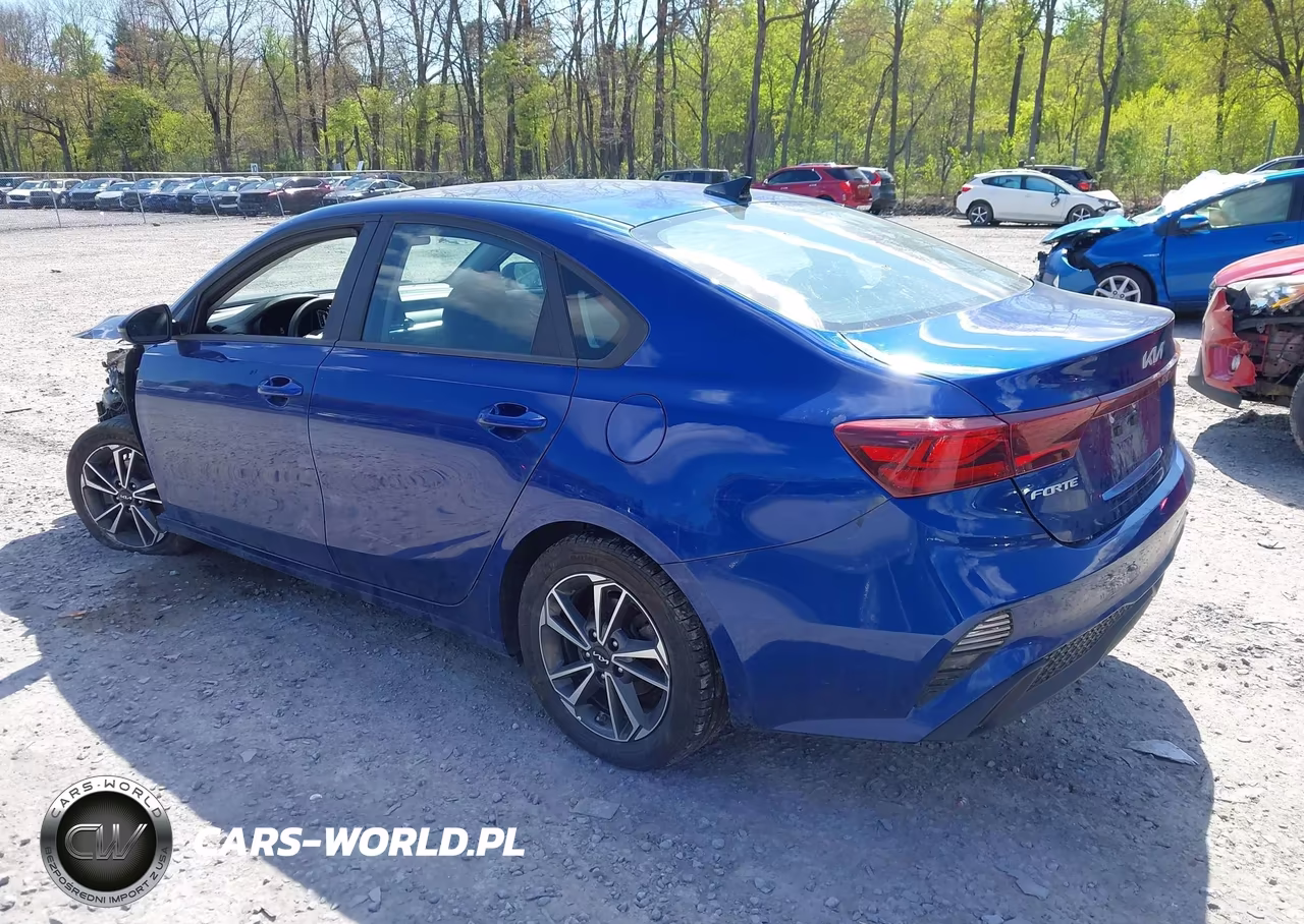 2023 Kia Forte Lxs VIN:3KPF24AD3PE694374 - 3