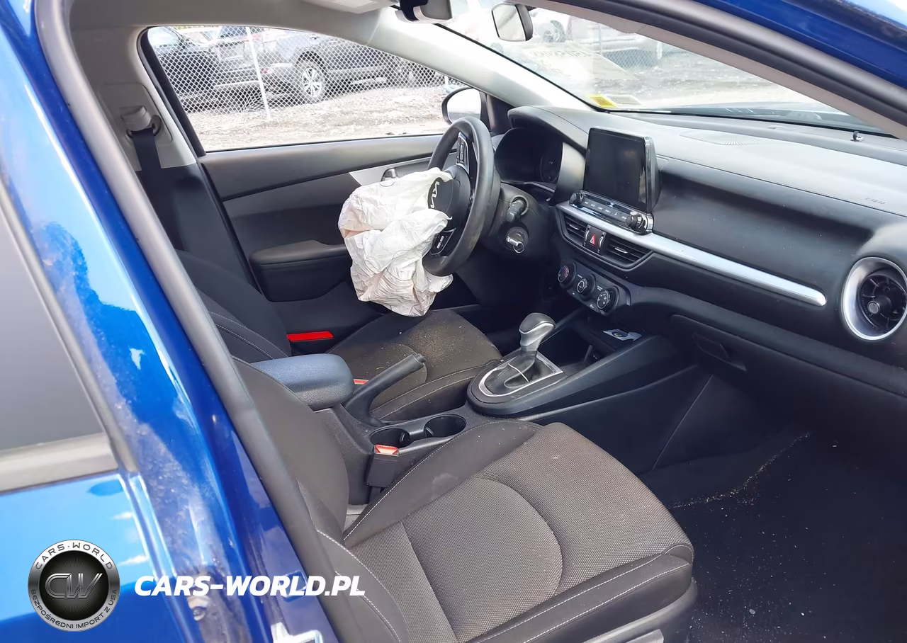 2023 Kia Forte Lxs VIN:3KPF24AD3PE694374 - 5