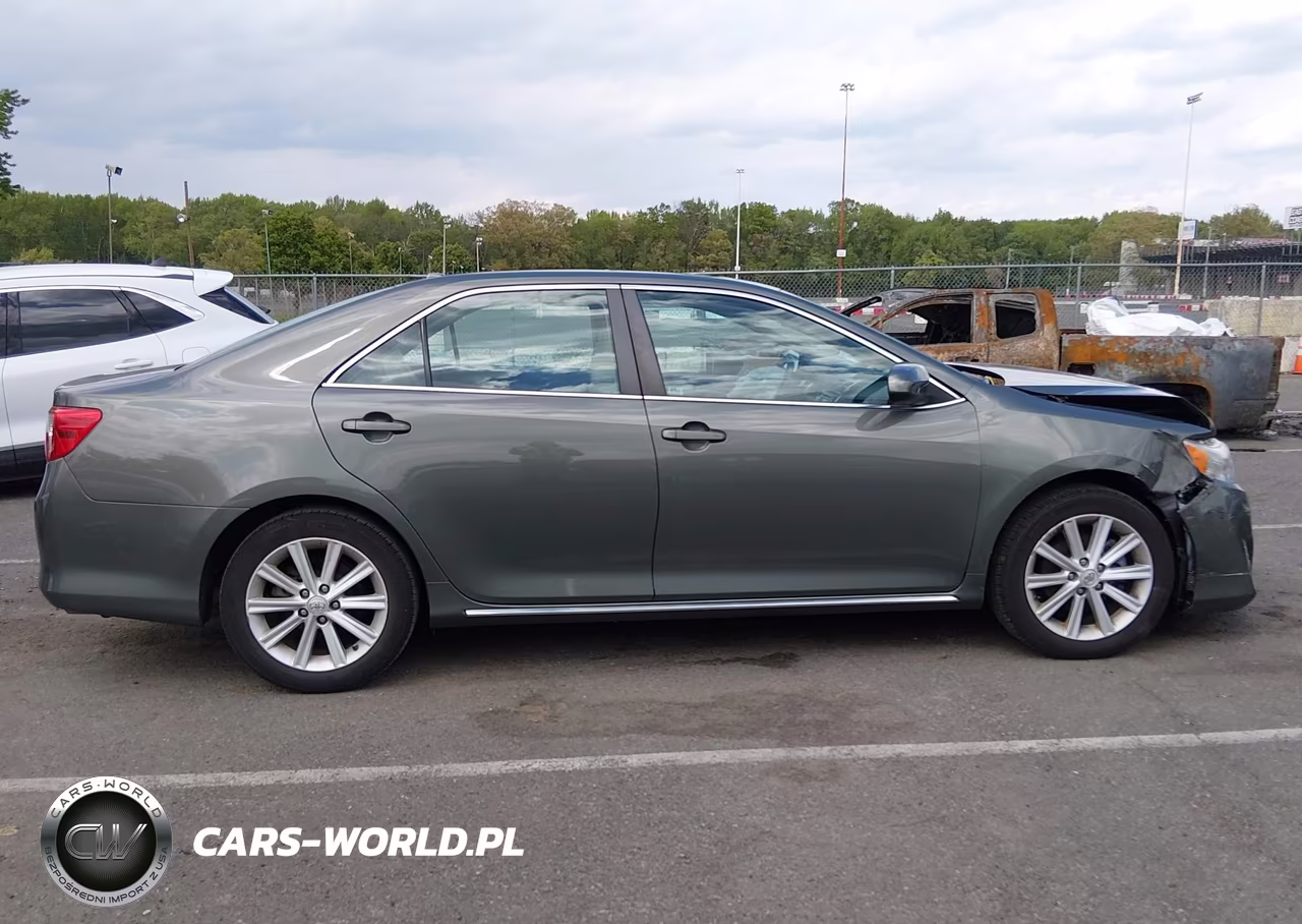 2012 Toyota Camry Xle VIN:4T1BF1FK3CU559010 - 13