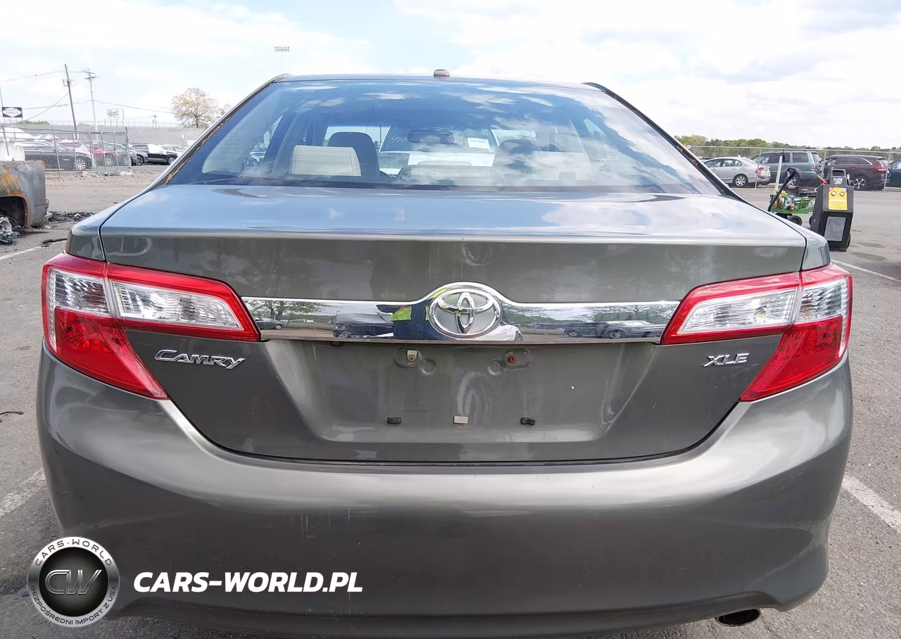 2012 Toyota Camry Xle VIN:4T1BF1FK3CU559010 - 16