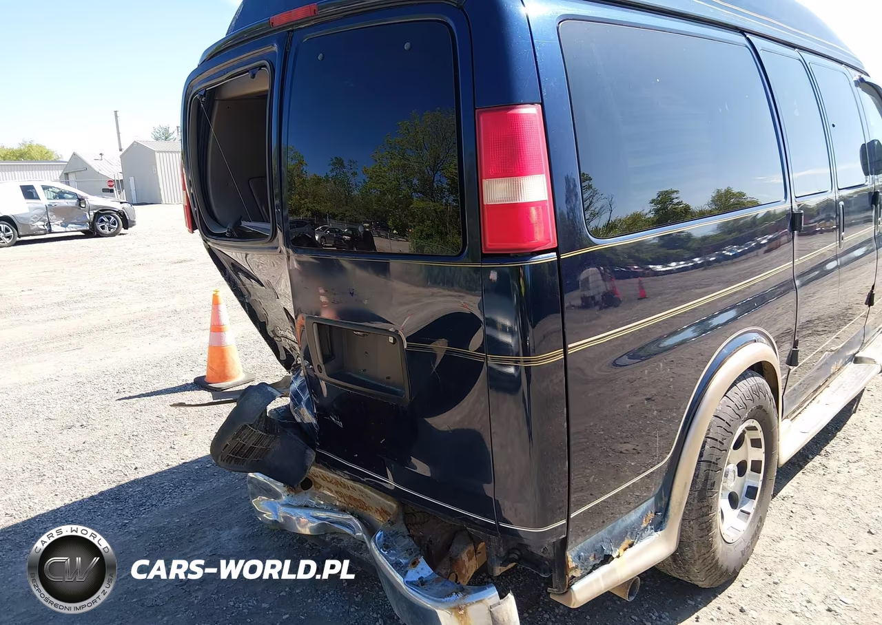 2008 Chevrolet Express Upfitter VIN:1GBFG154X81109938 - 18