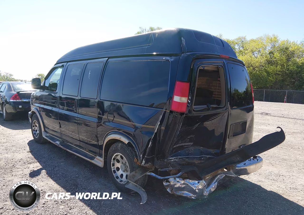 2008 Chevrolet Express Upfitter VIN:1GBFG154X81109938 - 3