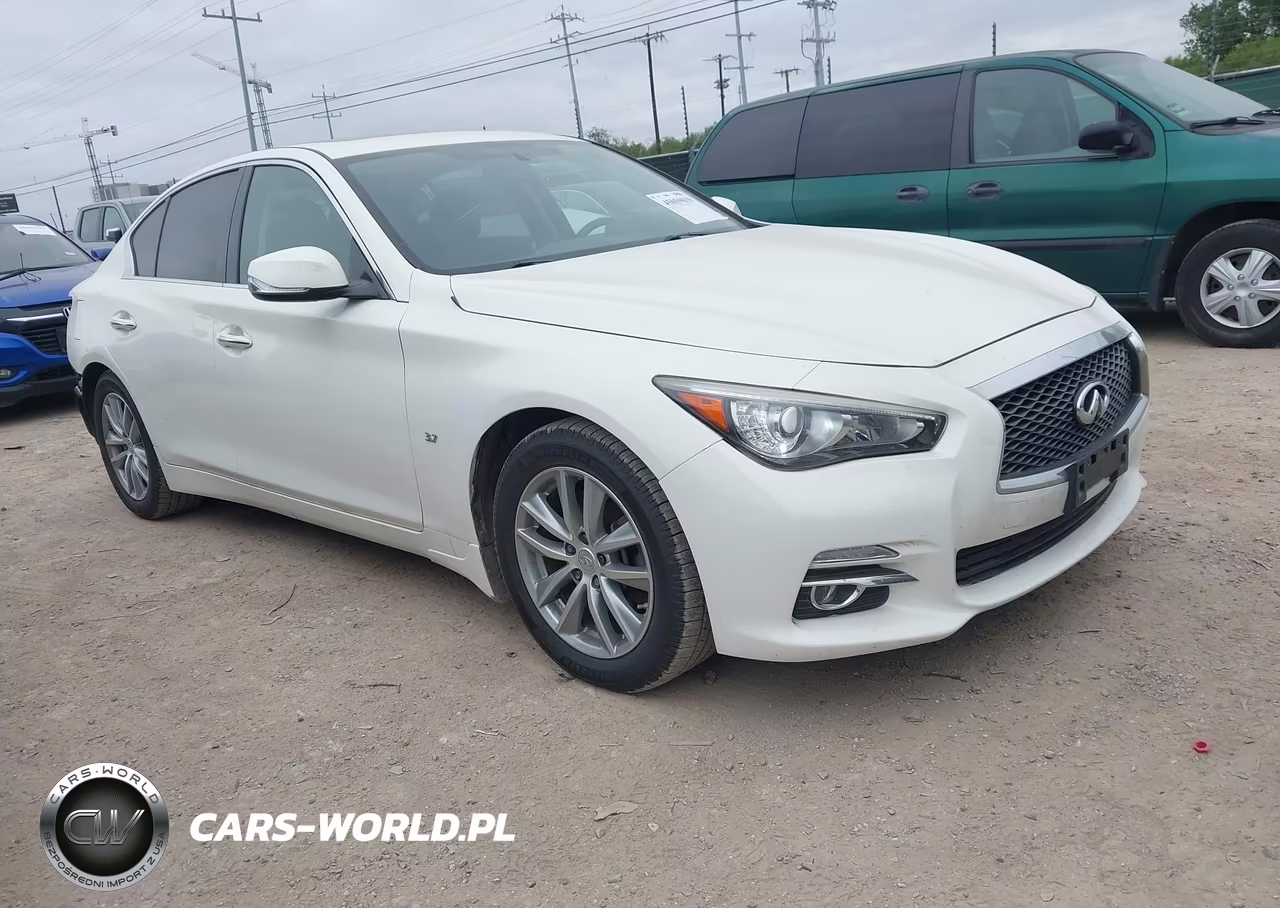 2015 Infiniti Q50