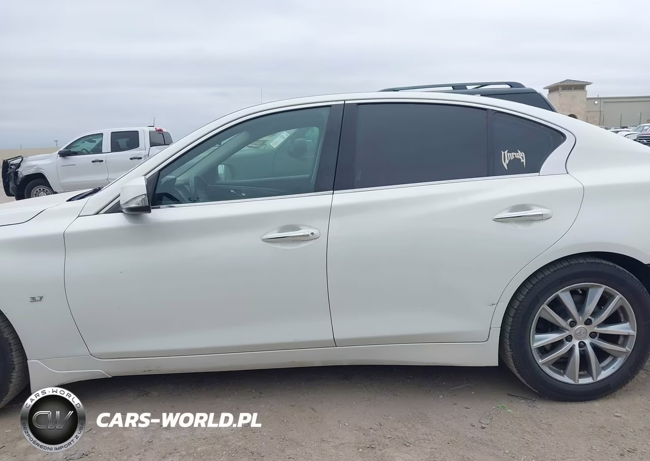 2015 Infiniti Q50 VIN:JN1BV7AR0FM398928 - 15