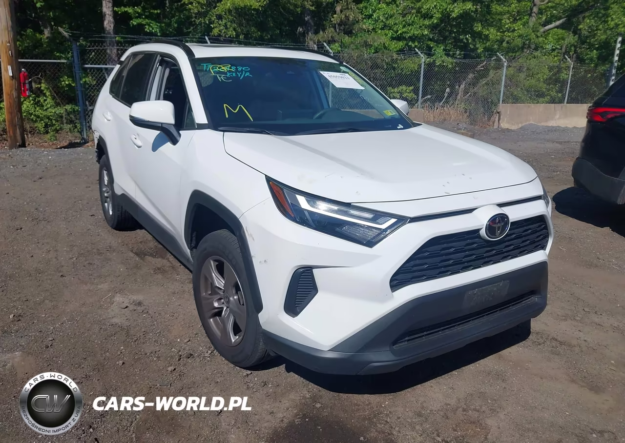 2024 Toyota Rav4 Xle – zdjęcie 1 z 16