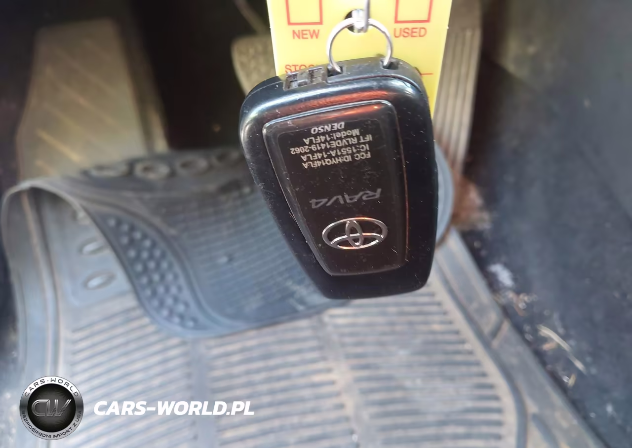 2024 Toyota Rav4 Xle VIN:2T3W1RFV3RC261681 - 11