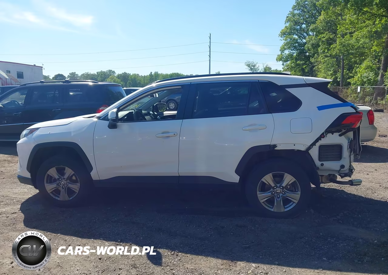 2024 Toyota Rav4 Xle VIN:2T3W1RFV3RC261681 - 14