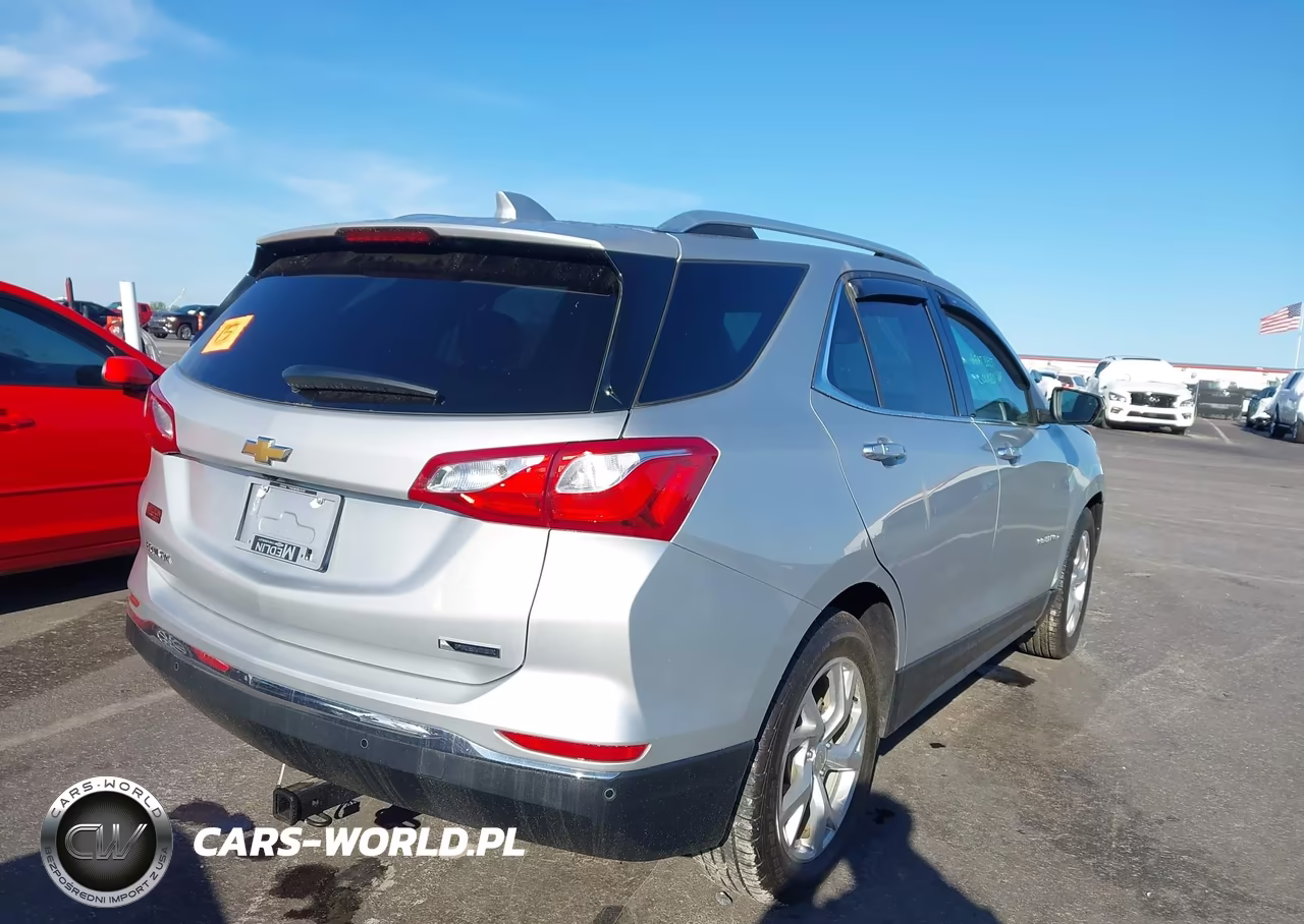 2018 Chevrolet Equinox Premier VIN:2GNAXMEV0J6228754 - 4