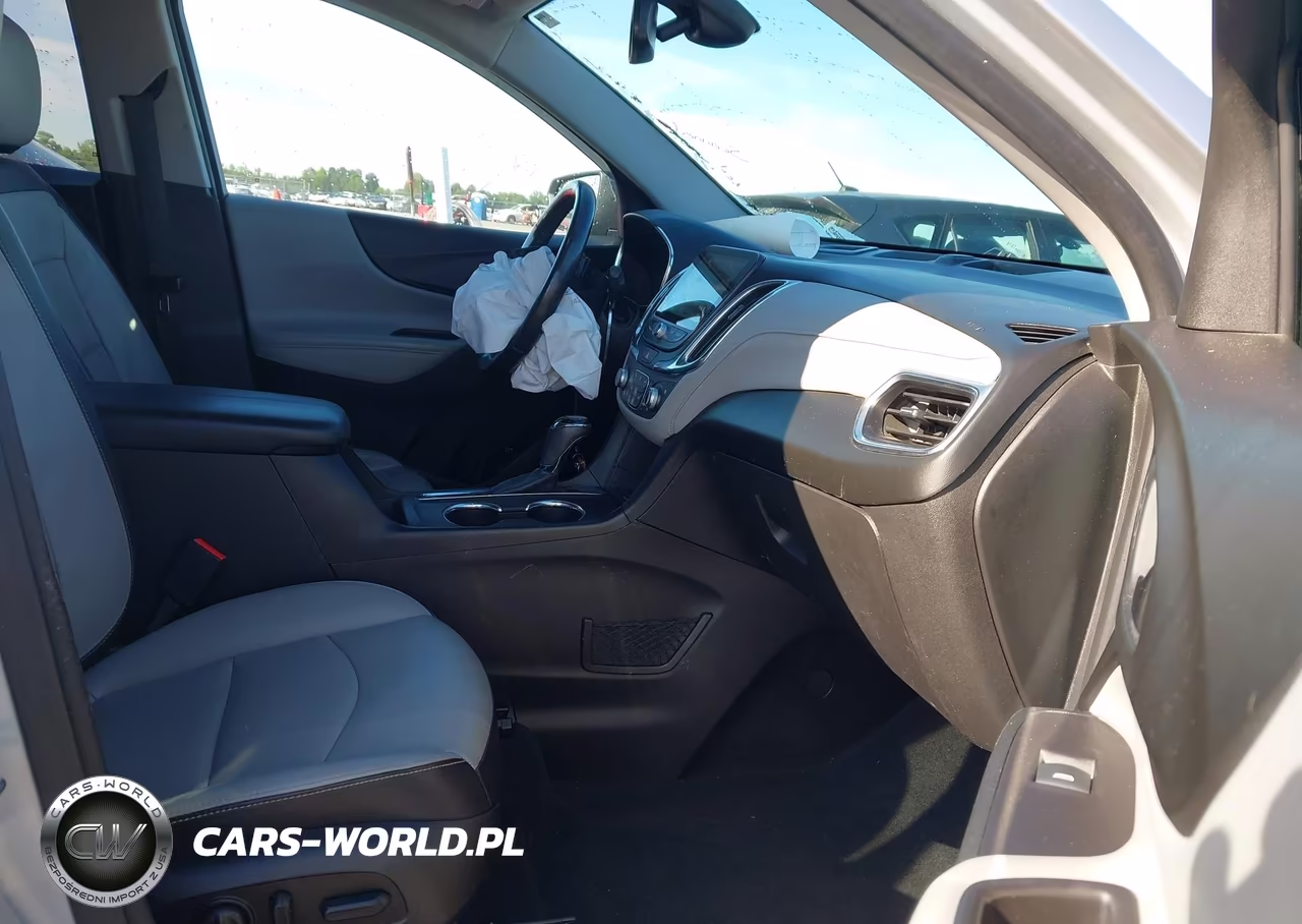 2018 Chevrolet Equinox Premier VIN:2GNAXMEV0J6228754 - 5