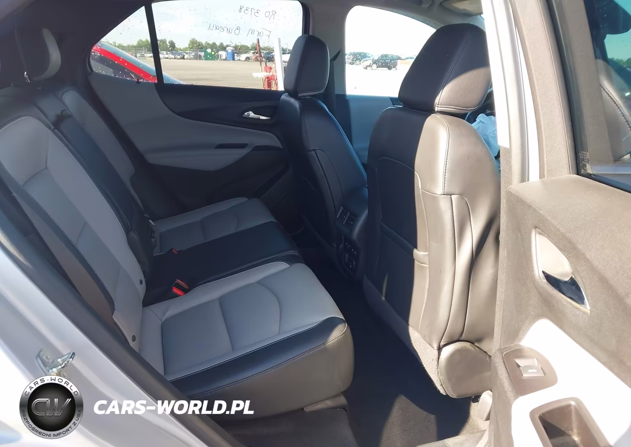 2018 Chevrolet Equinox Premier VIN:2GNAXMEV0J6228754 - 8