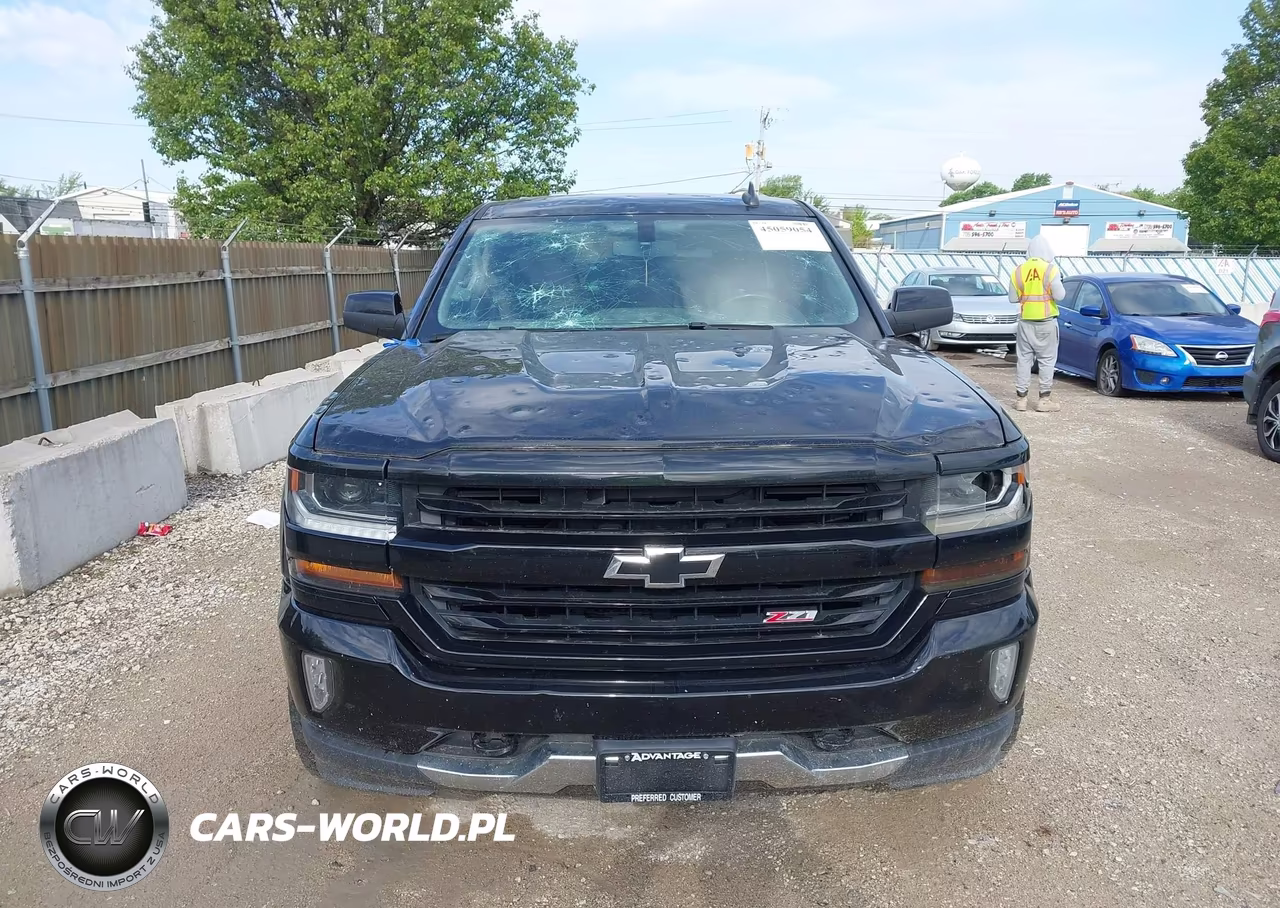 2018 Chevrolet Silverado 1500 2Lt VIN:1GCVKREH6JZ130106 - 12