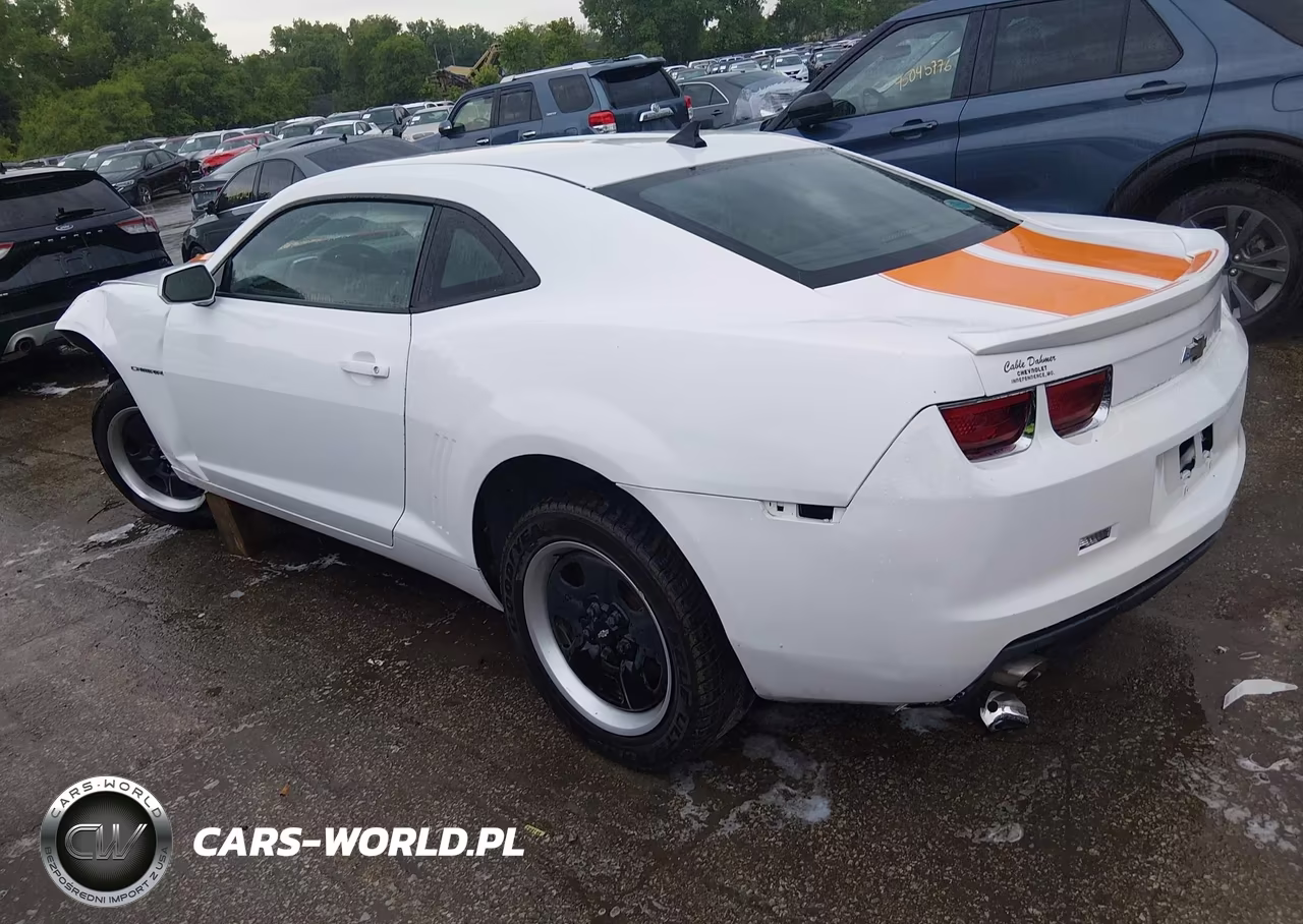 2013 Chevrolet Camaro Ls VIN:2G1FA1E33D9152357 - 3