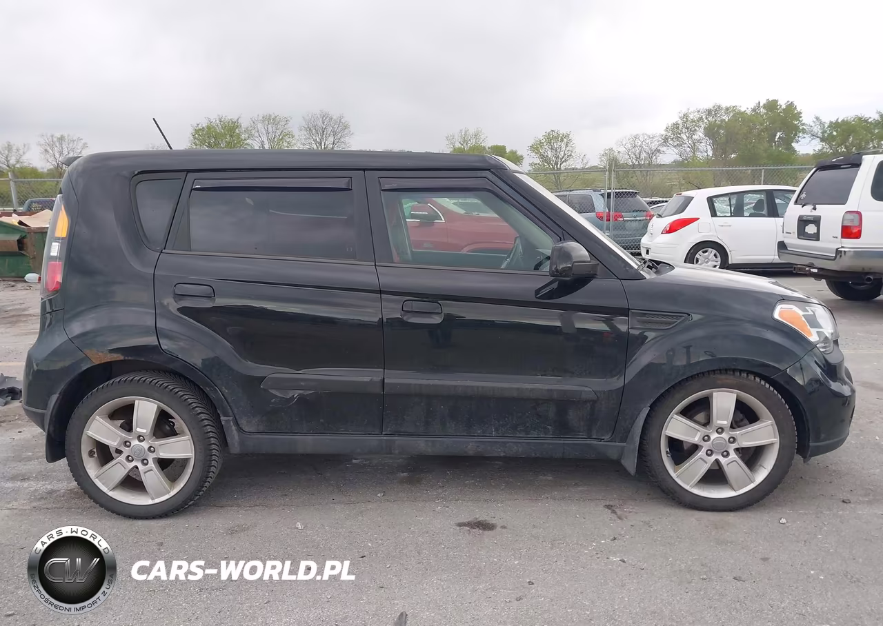 2010 Kia Soul Sport VIN:KNDJT2A2XA7121974 - 13