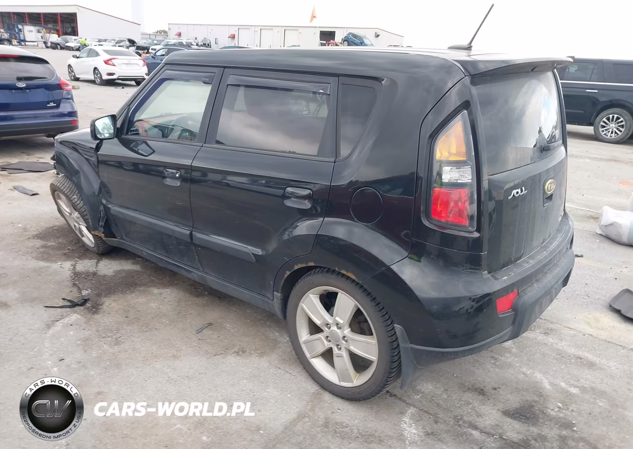 2010 Kia Soul Sport VIN:KNDJT2A2XA7121974 - 3