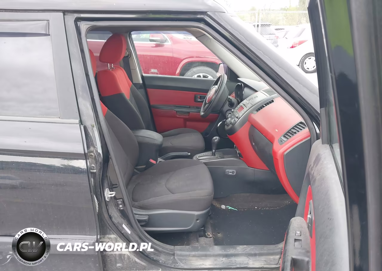 2010 Kia Soul Sport VIN:KNDJT2A2XA7121974 - 5