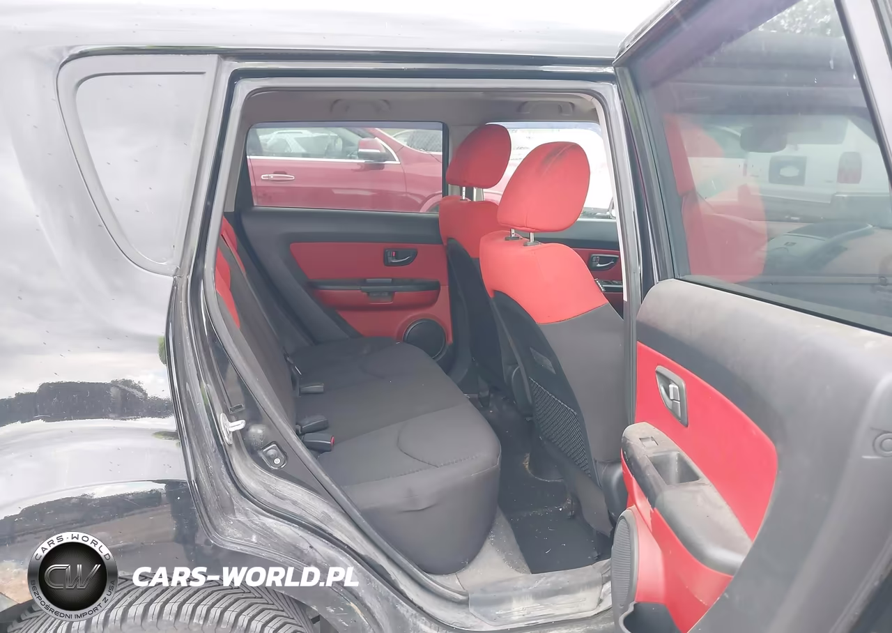 2010 Kia Soul Sport VIN:KNDJT2A2XA7121974 - 8