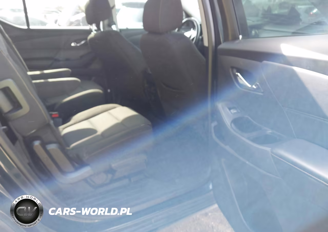 2019 Chevrolet Traverse 1Lt VIN:1GNERGKW3KJ206956 - 8