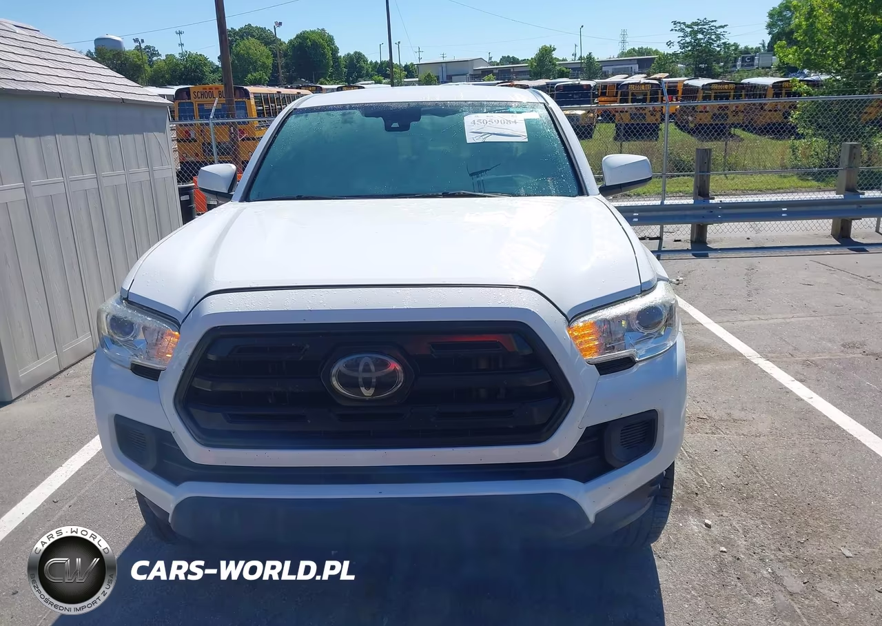 2018 Toyota Tacoma Sr VIN:5TFAX5GN9JX122475 - 12