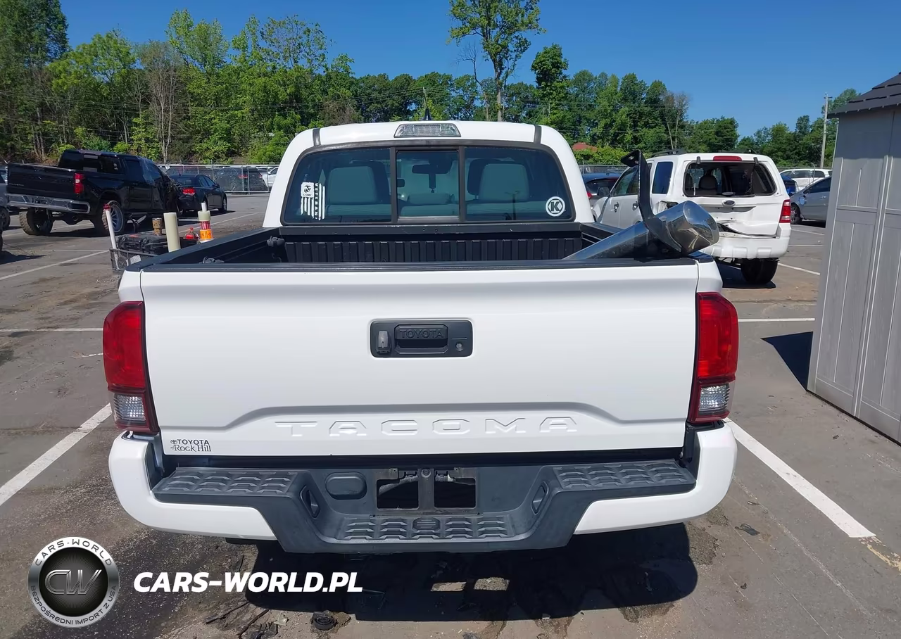 2018 Toyota Tacoma Sr VIN:5TFAX5GN9JX122475 - 16