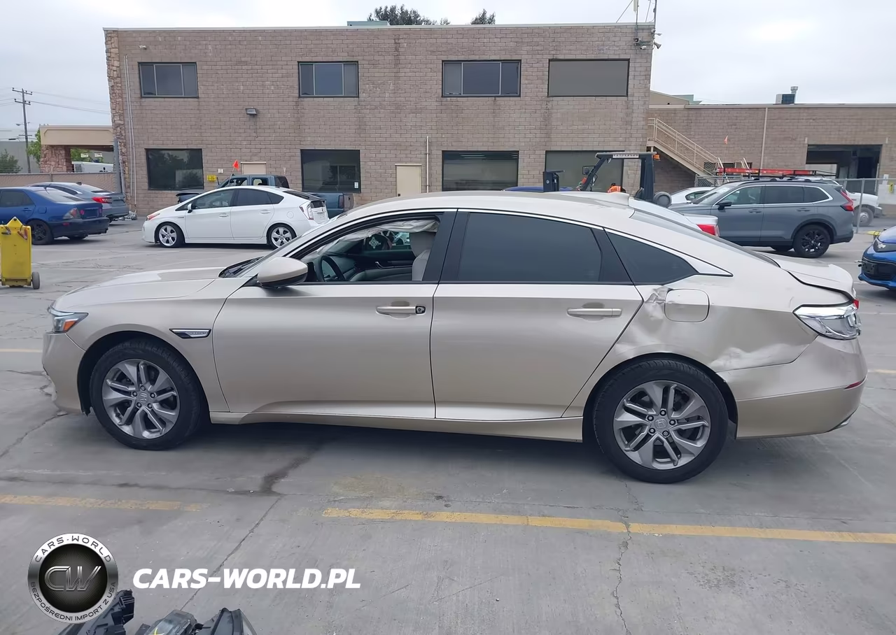 2018 Honda Accord Lx VIN:1HGCV1F10JA012540 - 15