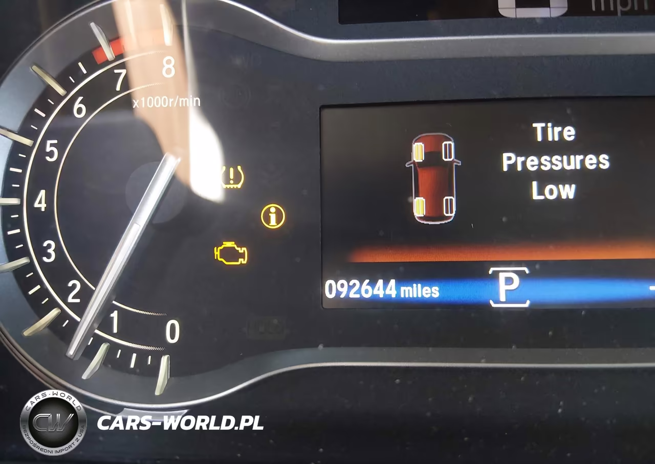 2016 Honda Pilot Touring VIN:5FNYF6H98GB017163 - 16