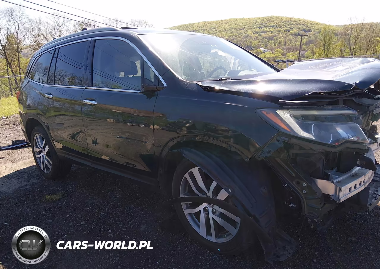 2016 Honda Pilot Touring VIN:5FNYF6H98GB017163 - 18