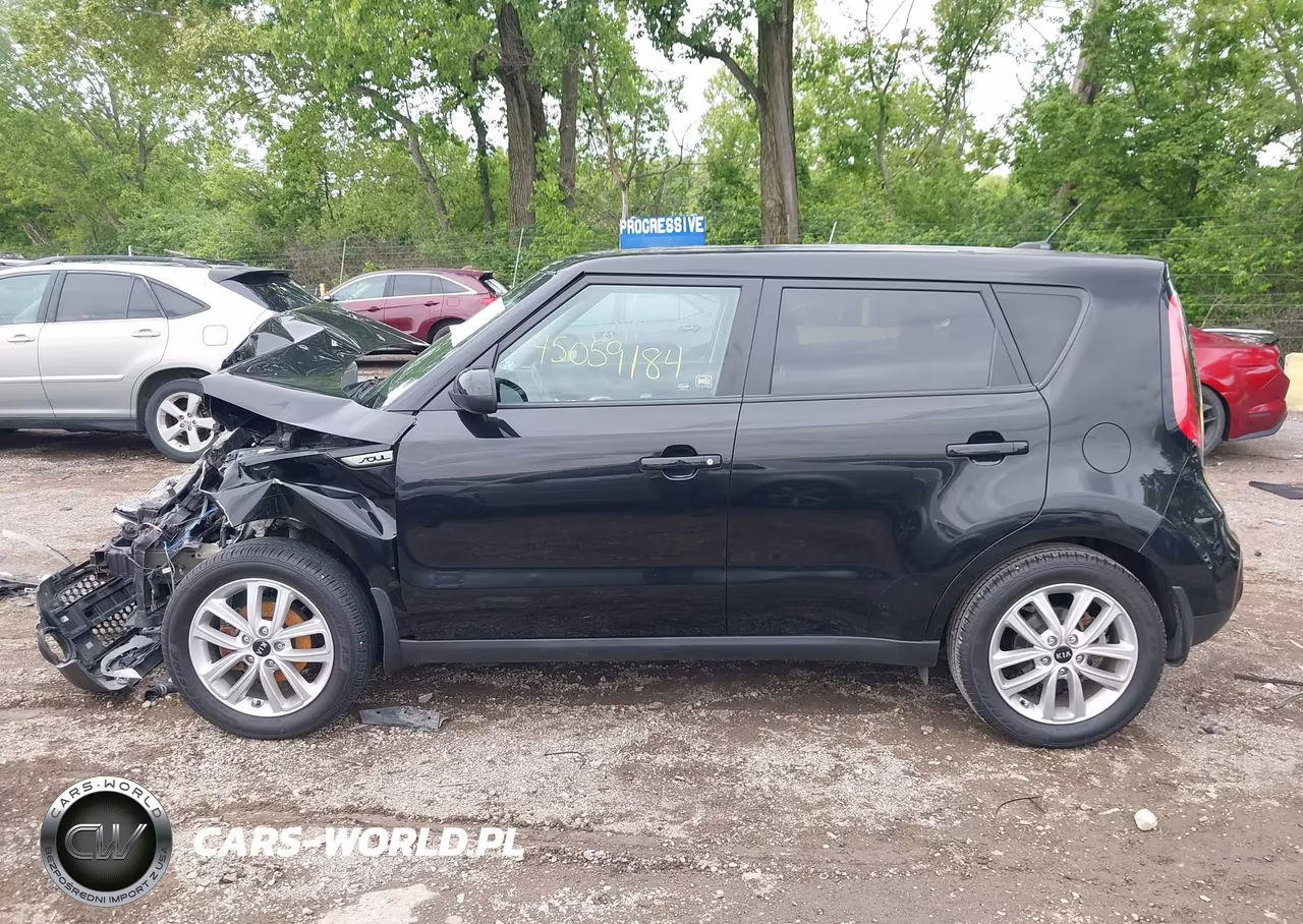 2018 Kia Soul + VIN:KNDJP3A56J7550274 - 15