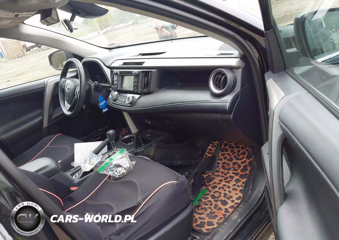 2017 Toyota Rav4 Xle VIN:2T3RFREV0HW680780 - 3