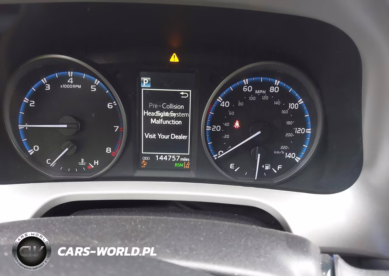 2017 Toyota Rav4 Xle VIN:2T3RFREV0HW680780 - 5