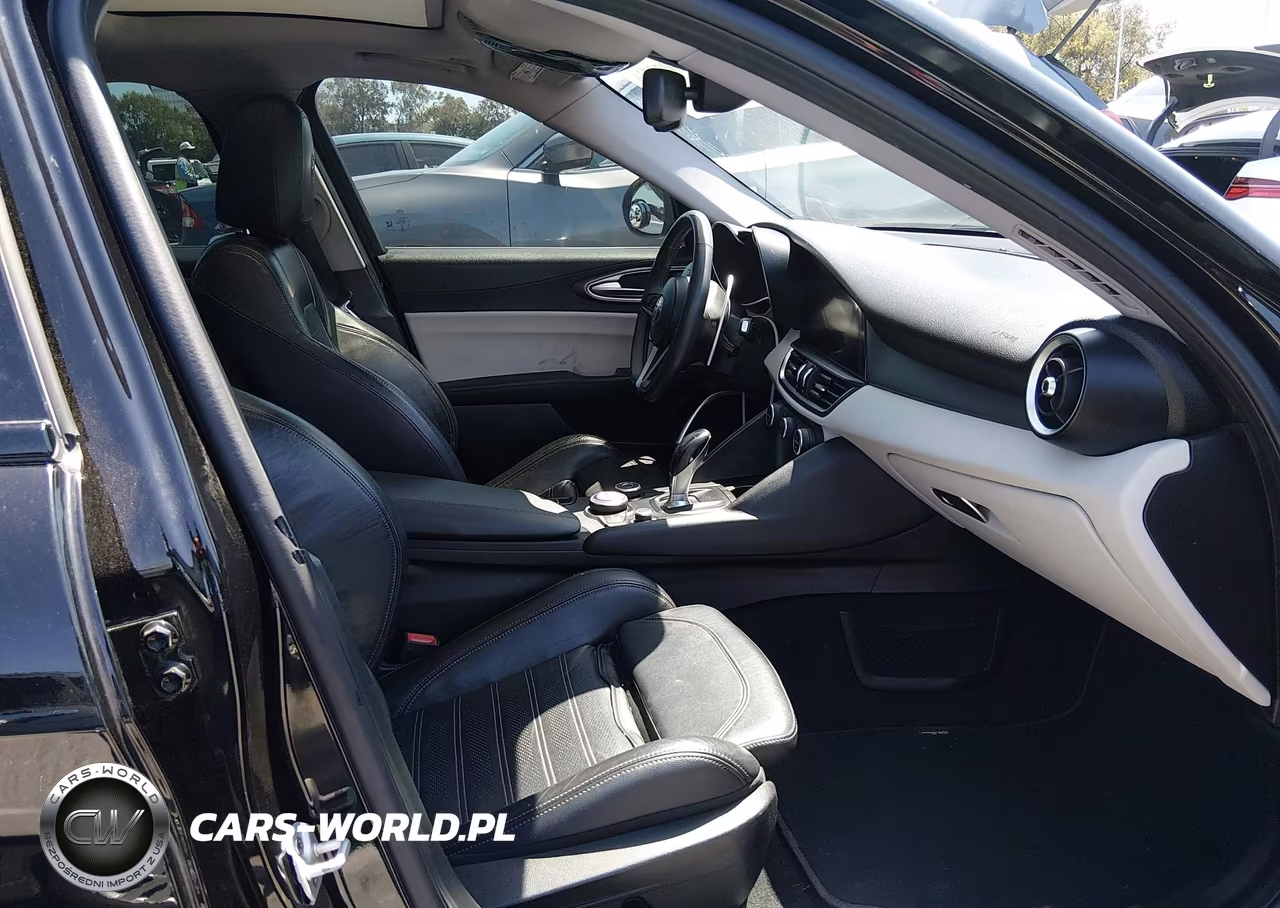 2019 Alfa Romeo Giulia Ti Sport Rwd VIN:ZARFAMBN6K7606703 - 5