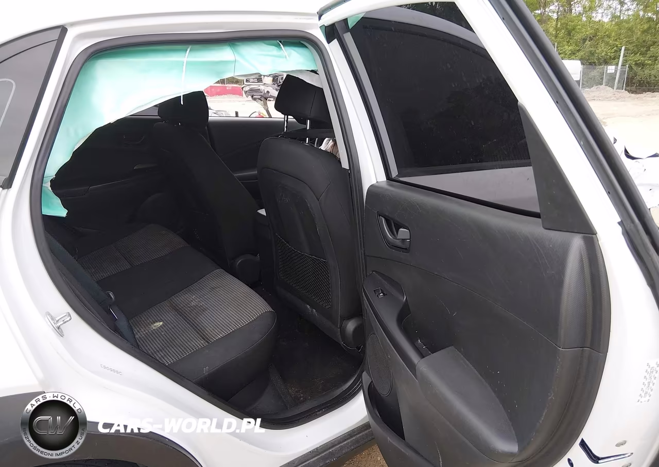 2020 Hyundai Kona Se VIN:KM8K12AA0LU473639 - 8