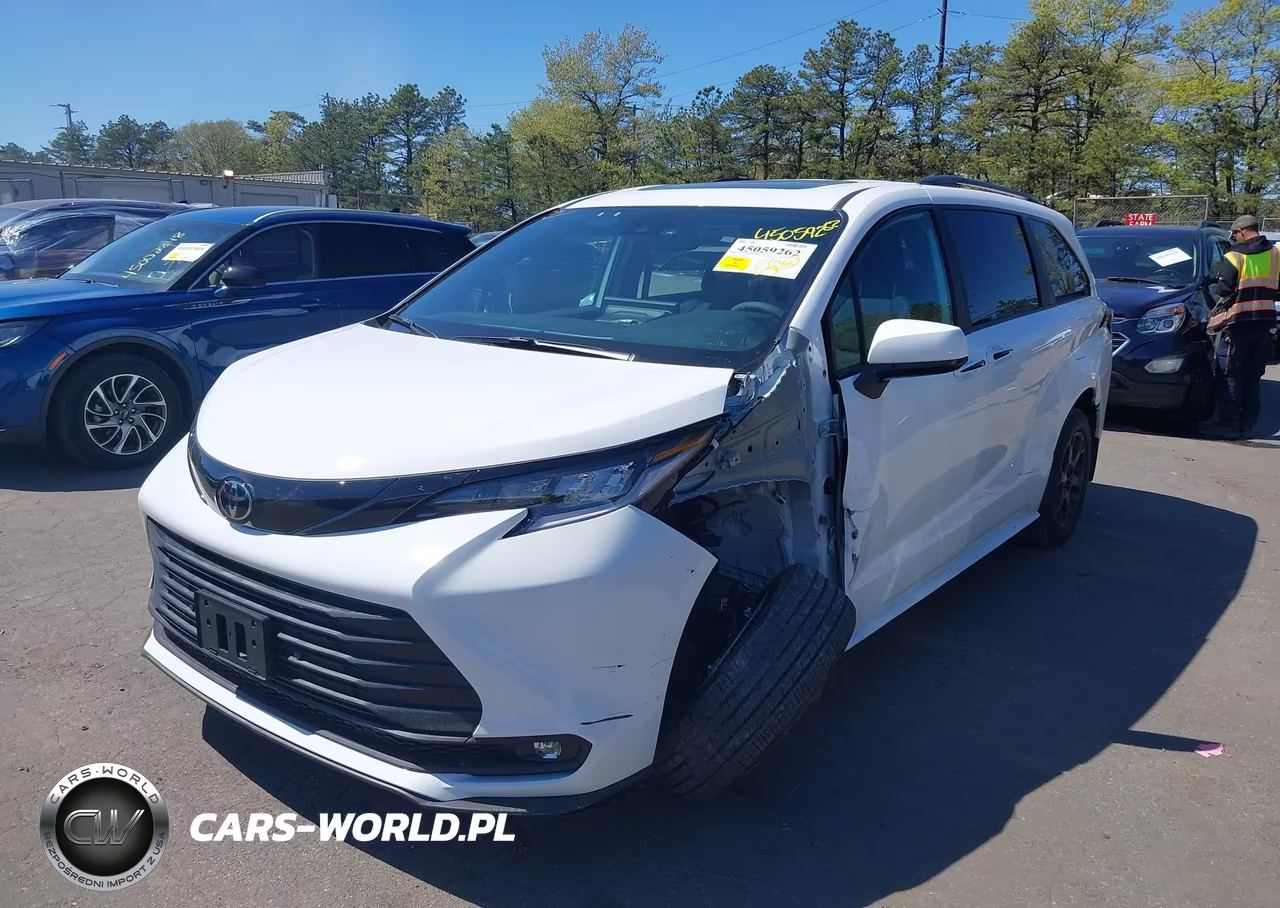 2026 Toyota Sienna Woodland Edition VIN:5TDCSKFC0TS251509 - 2