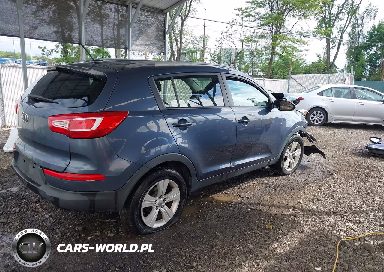 2011 Kia Sportage Lx VIN:KNDPB3A23B7023471 - 4