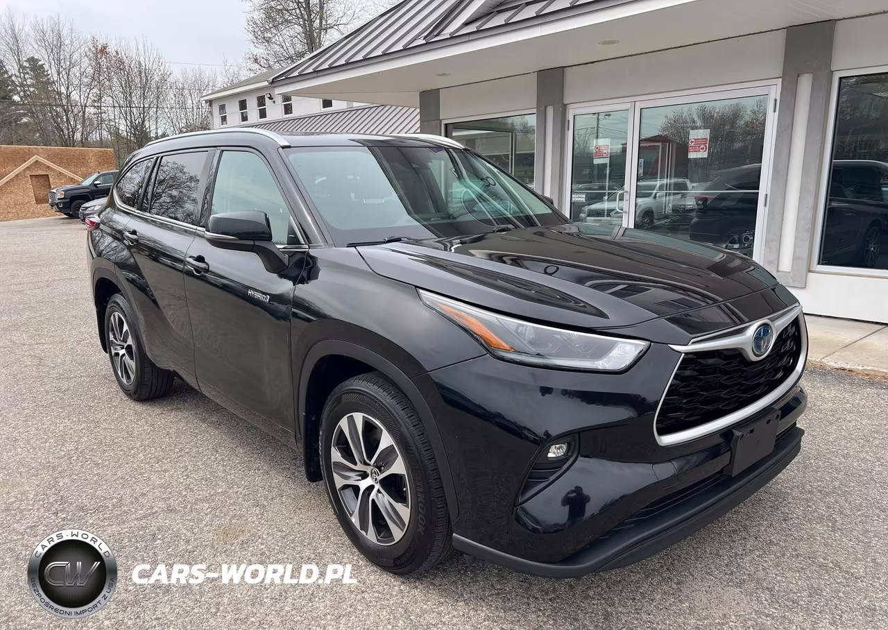 Główne zdjęcie 2021 Toyota Highlander Hybrid Xle