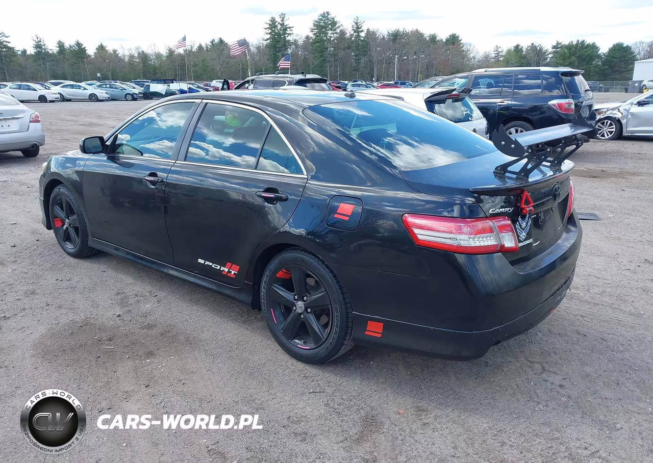 2010 Toyota Camry Se VIN:4T1BF3EK3AU058967 - 3