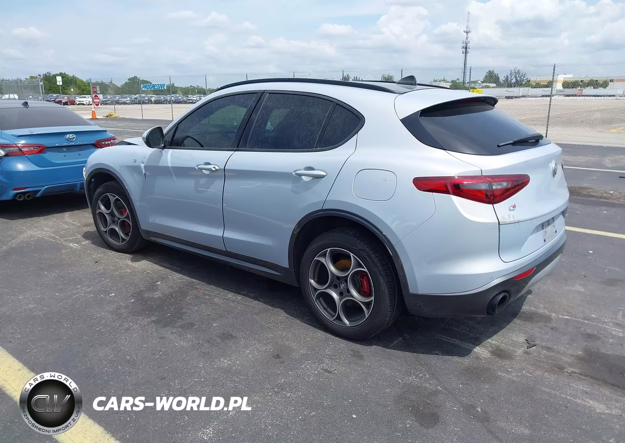 2022 Alfa Romeo Stelvio Ti Awd VIN:ZASPAKBN3N7D30186 - 3
