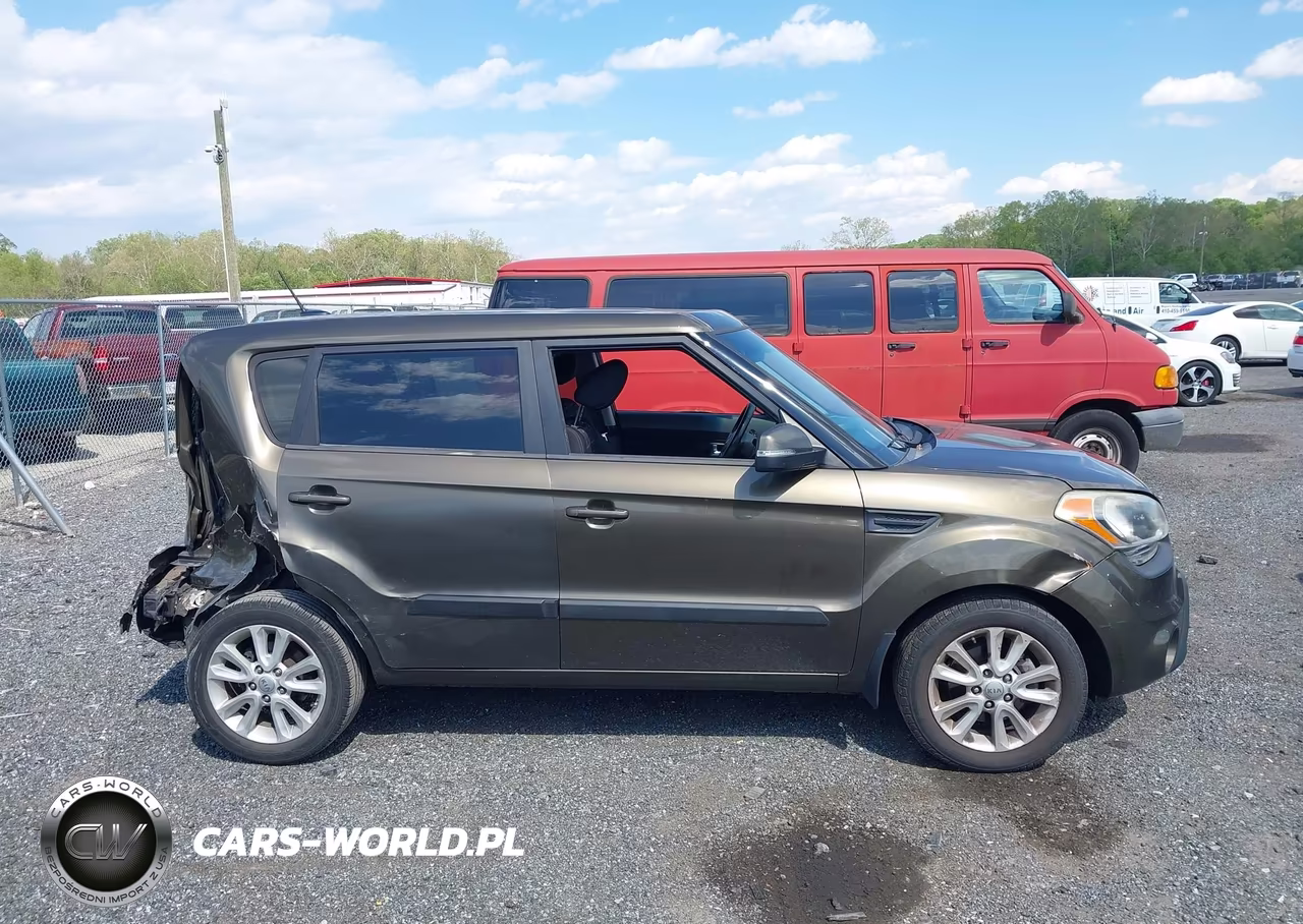 2012 Kia Soul + VIN:KNDJT2A62C7380481 - 13