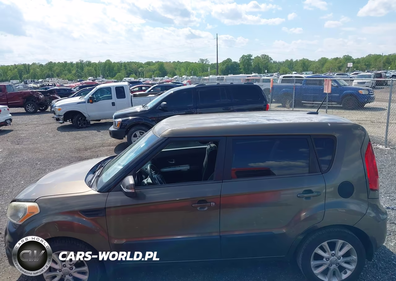 2012 Kia Soul + VIN:KNDJT2A62C7380481 - 14