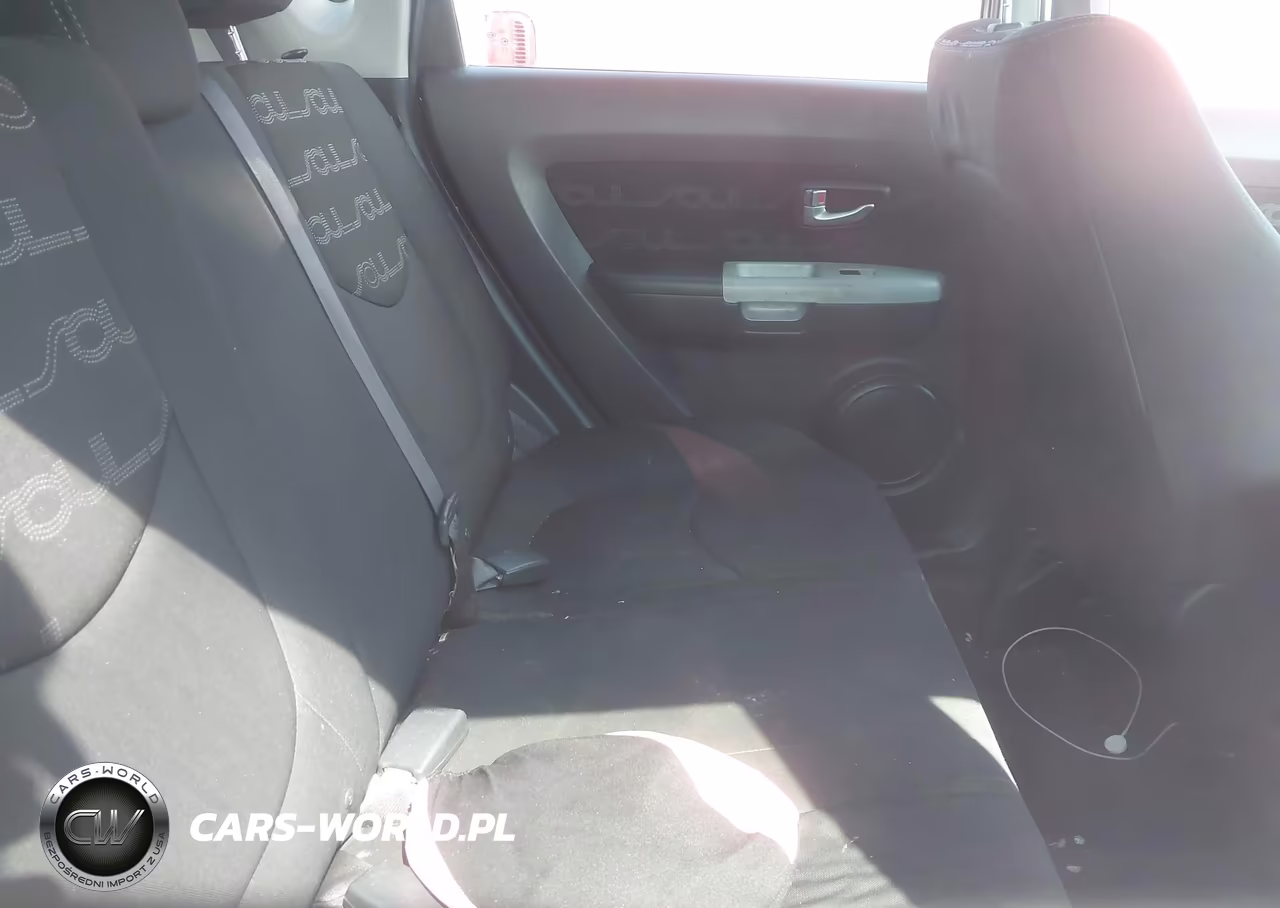 2012 Kia Soul + VIN:KNDJT2A62C7380481 - 8