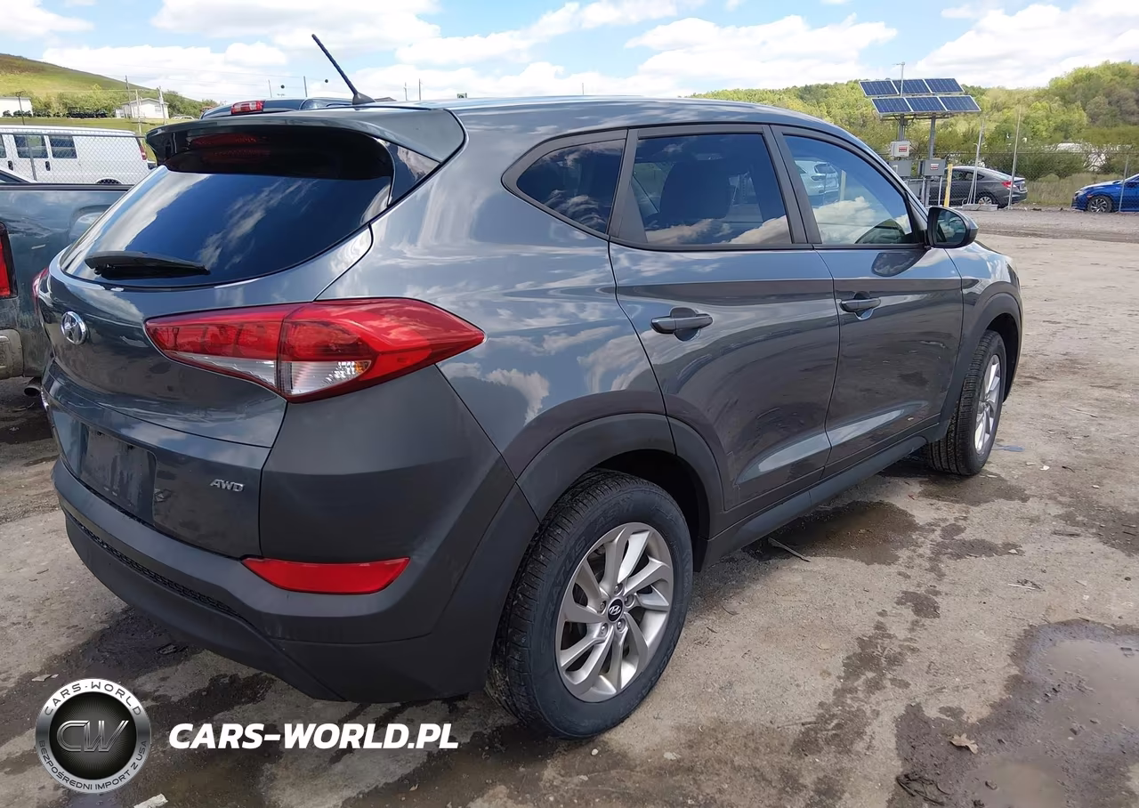2018 Hyundai Tucson Se VIN:KM8J2CA45JU632631 - 4