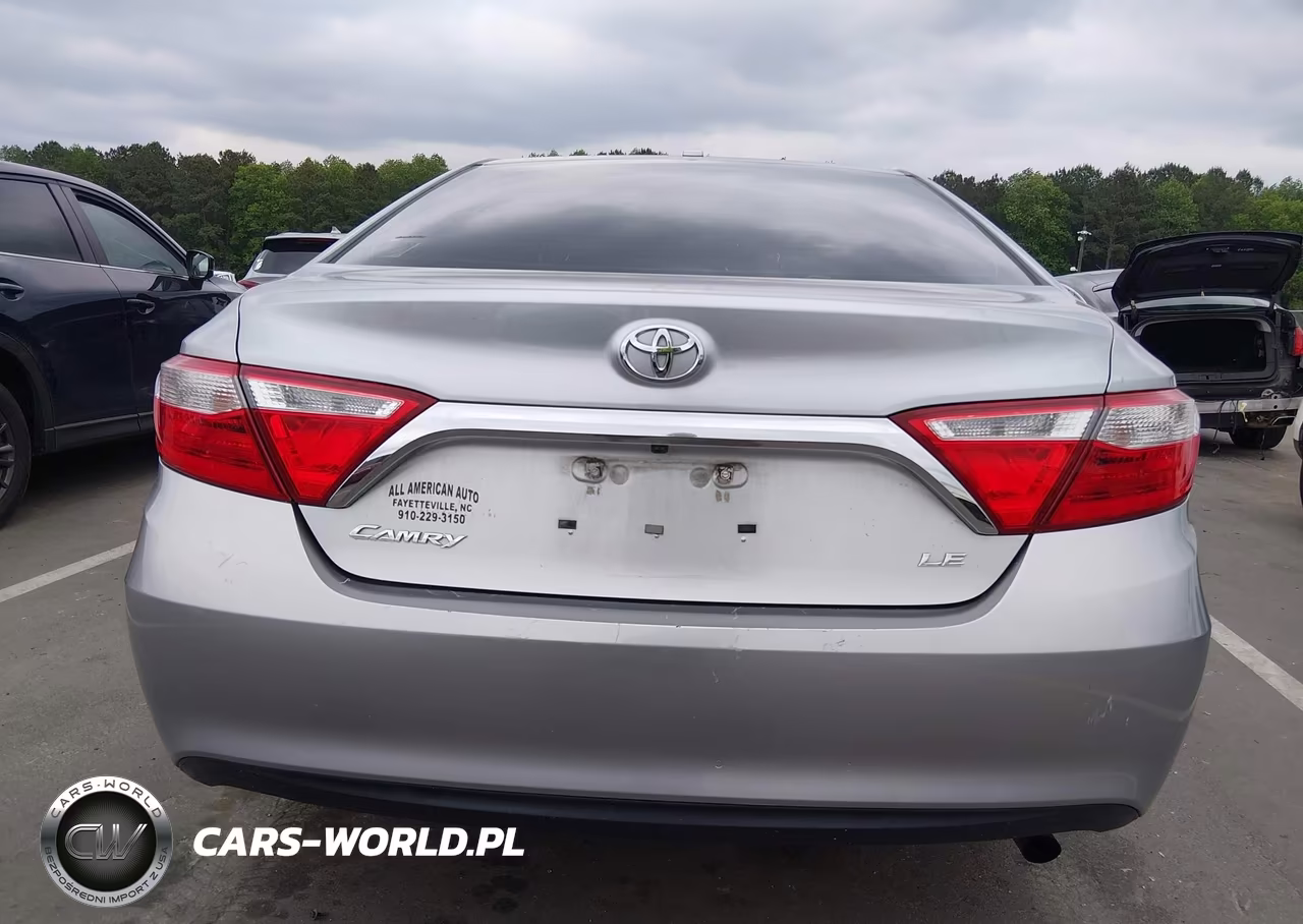 2016 Toyota Camry Le VIN:4T1BF1FK1GU504707 - 16