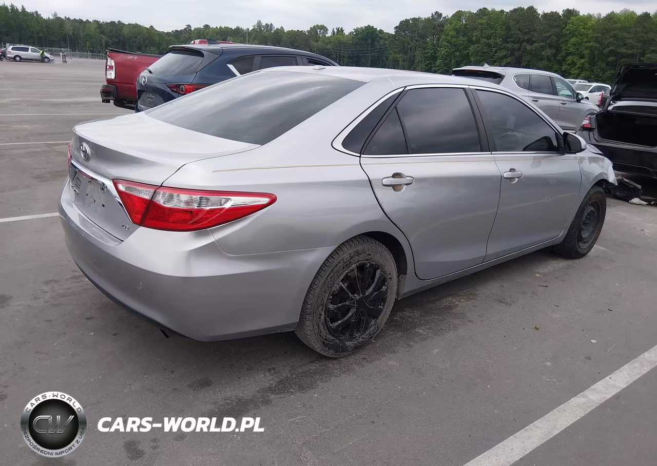 2016 Toyota Camry Le VIN:4T1BF1FK1GU504707 - 4