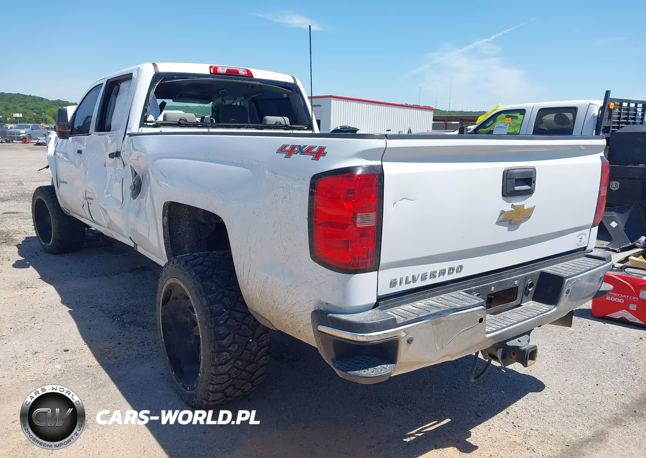 2016 Chevrolet Silverado 2500Hd Wt VIN:1GC1KUE88GF104926 - 3