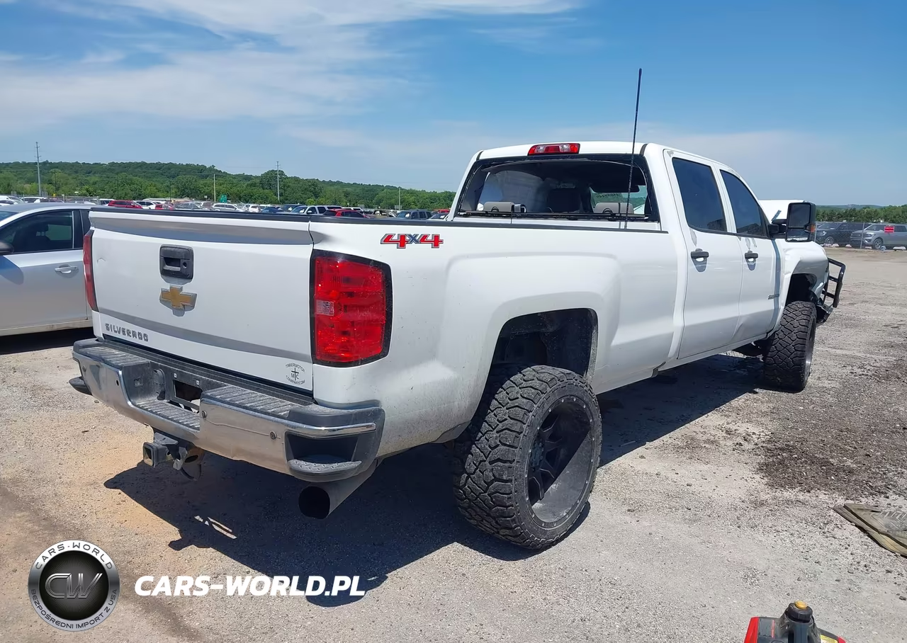 2016 Chevrolet Silverado 2500Hd Wt VIN:1GC1KUE88GF104926 - 4
