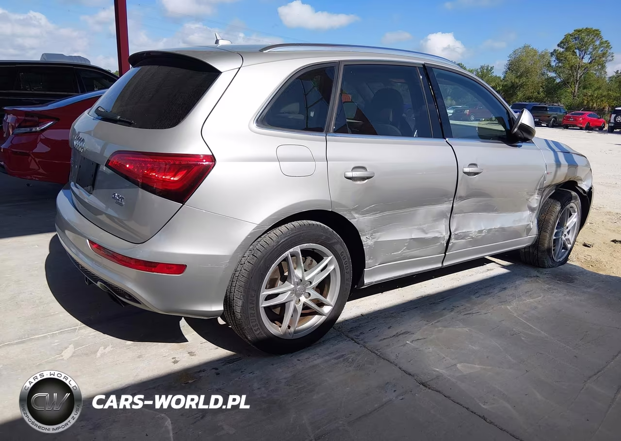 2014 Audi Q5 3.0T Premium Plus VIN:WA1WGAFP7EA011475 - 4