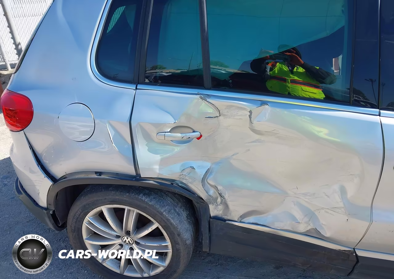 2013 Volkswagen Tiguan Se VIN:WVGAV3AX7DW627005 - 13
