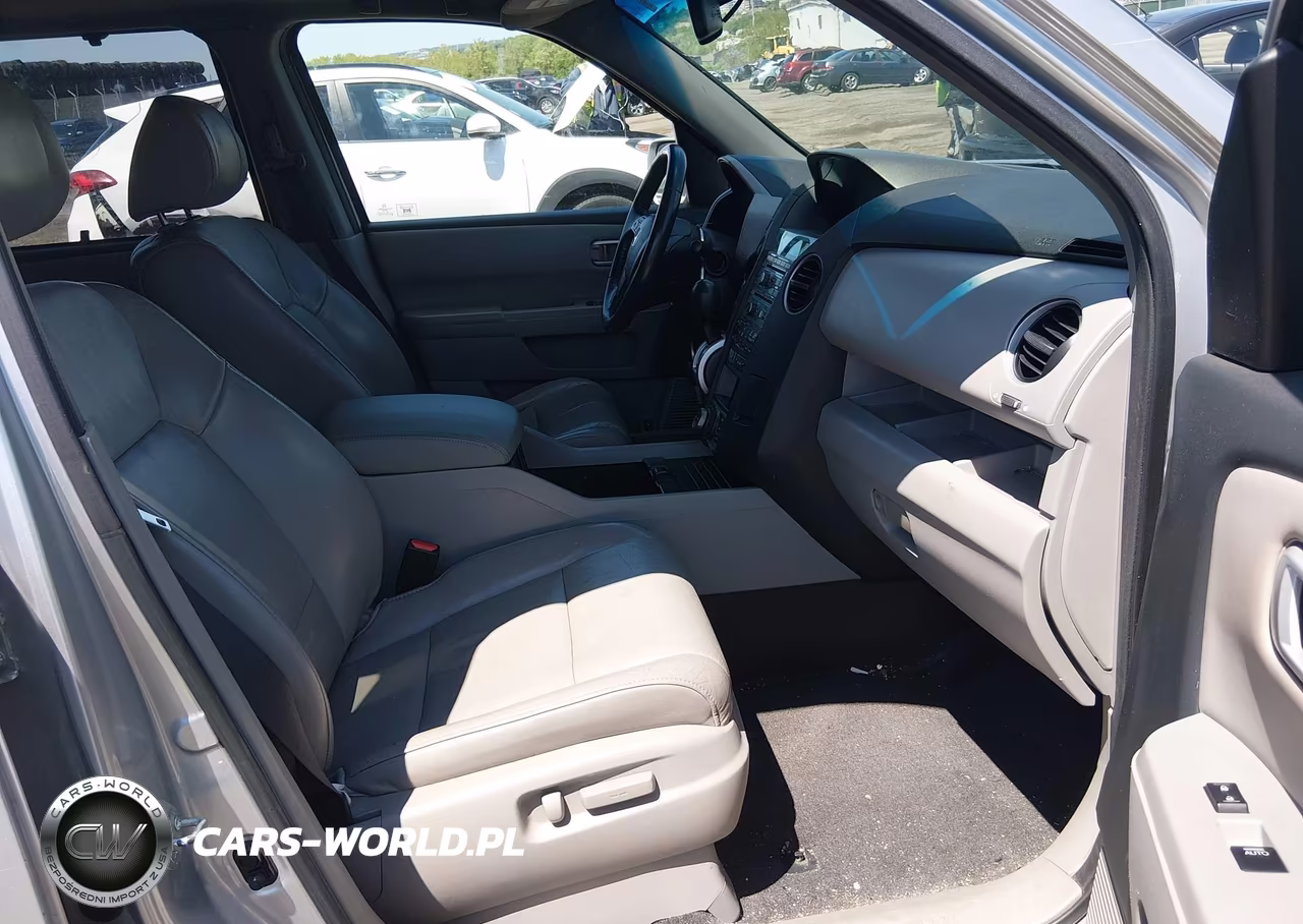 2011 Honda Pilot Touring VIN:5FNYF4H97BB053164 - 5