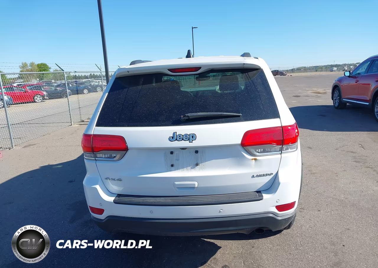 2017 Jeep Grand Cherokee Laredo VIN:1C4RJFAGXHC645672 - 16