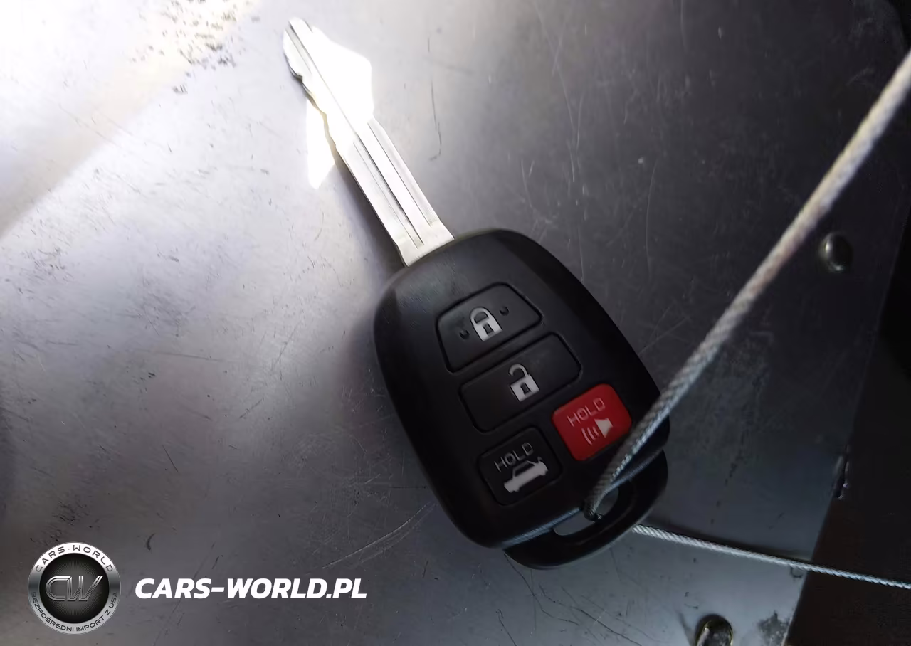 2016 Toyota Corolla Le VIN:5YFBURHE8GP547356 - 11